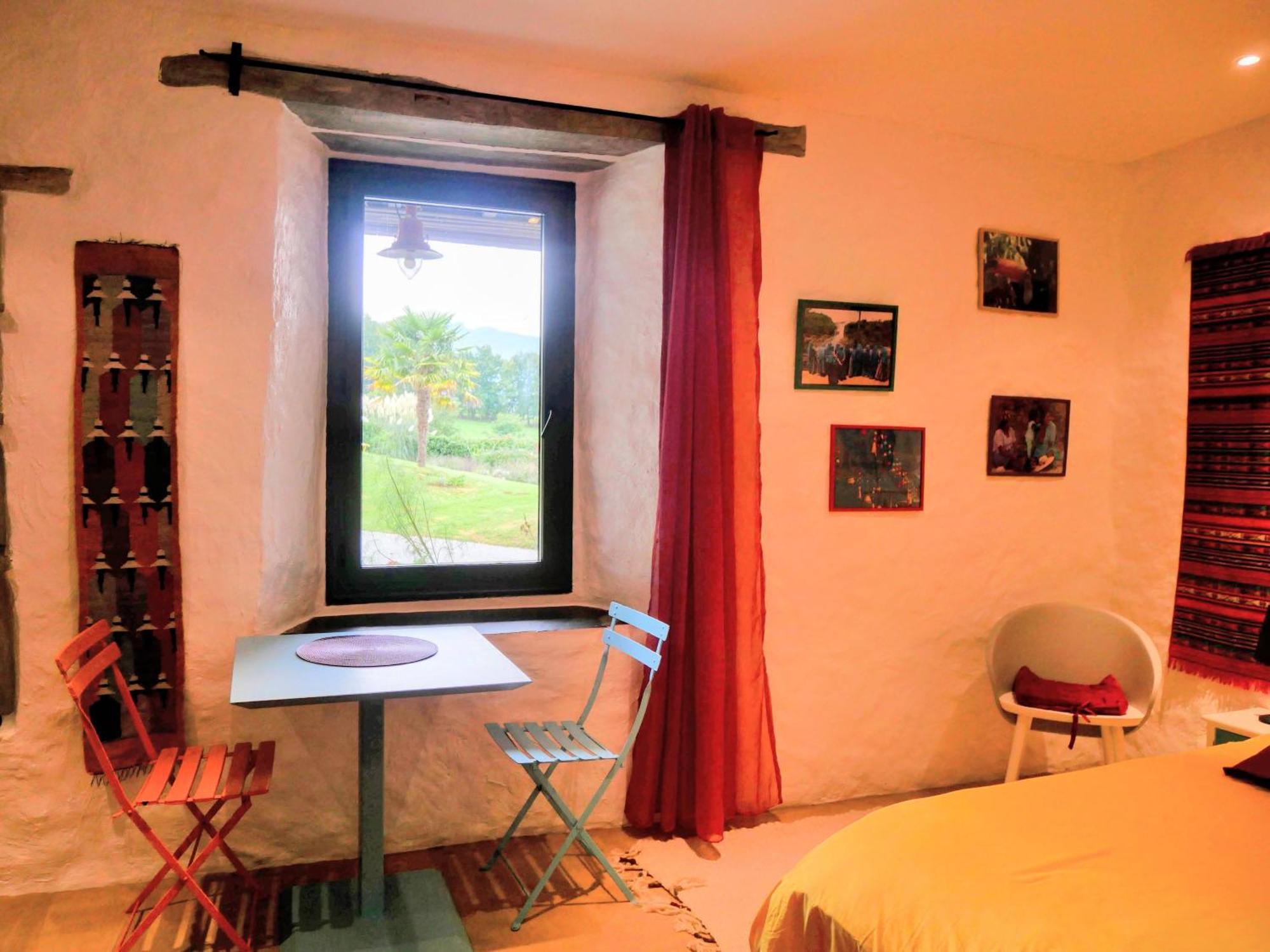 Bed and Breakfast Les Couleurs Du Cagire Couret Экстерьер фото